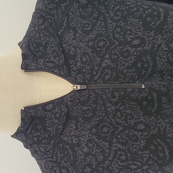 *SALE* EUC Cynthia Rowley Black on Black Print Sweater Dress Size L - Picture 2 of 5